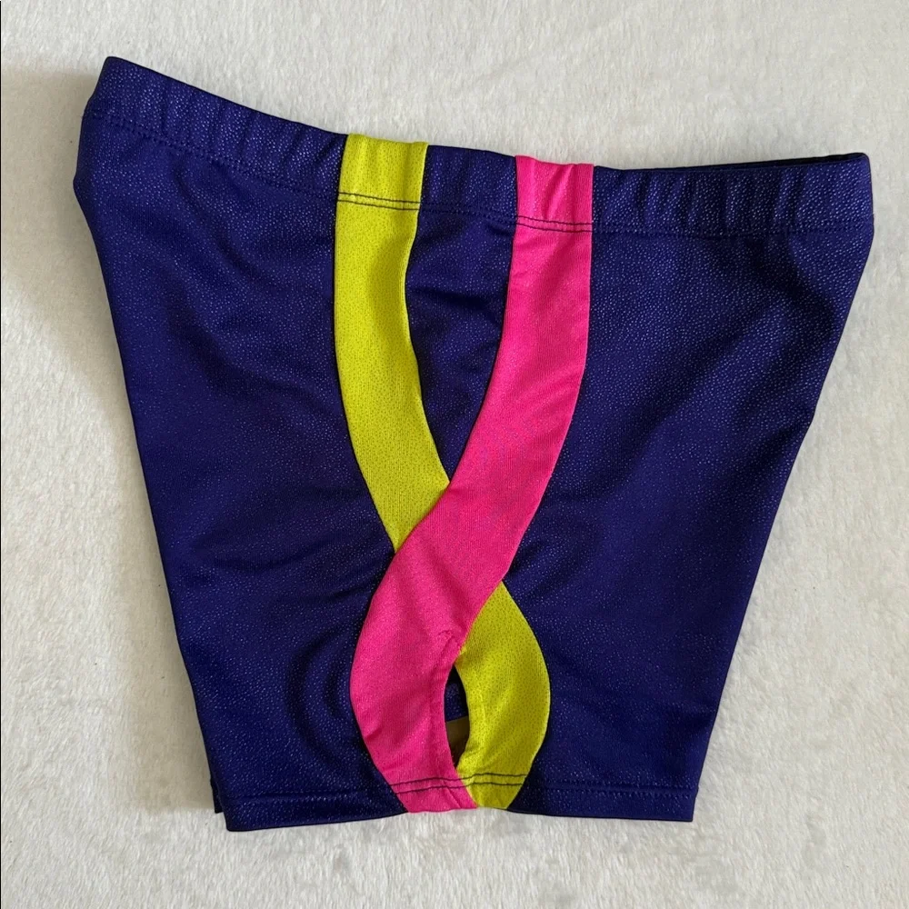 {Danskin} Freestyle | Shimmer Gymnastics Leo Shorts Bright Pink (L 10/12)
